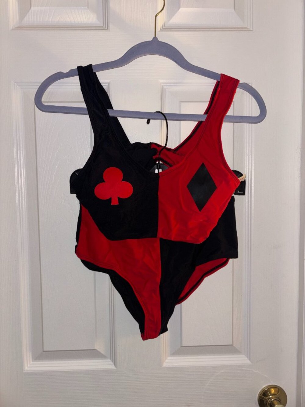 Harley Quinn TV Show Costume Cosplay DC Comics w/ Lacefront Wig